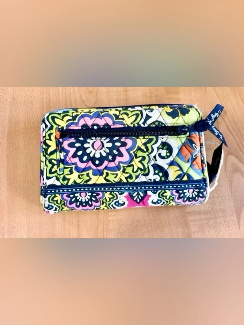 Vera Bradley Wallet RIO turn lock clutch wristlet